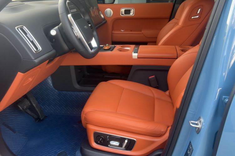 Used Li Auto L9 2022 Max model Interior 4