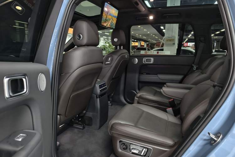 Used Li Auto L9 2022 Max model Interior 4