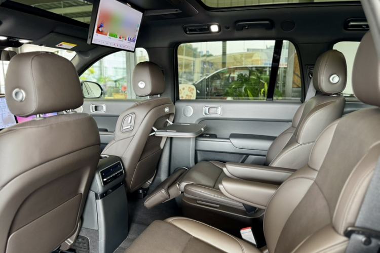 Used Li Auto L9 2022 Max model Interior 7
