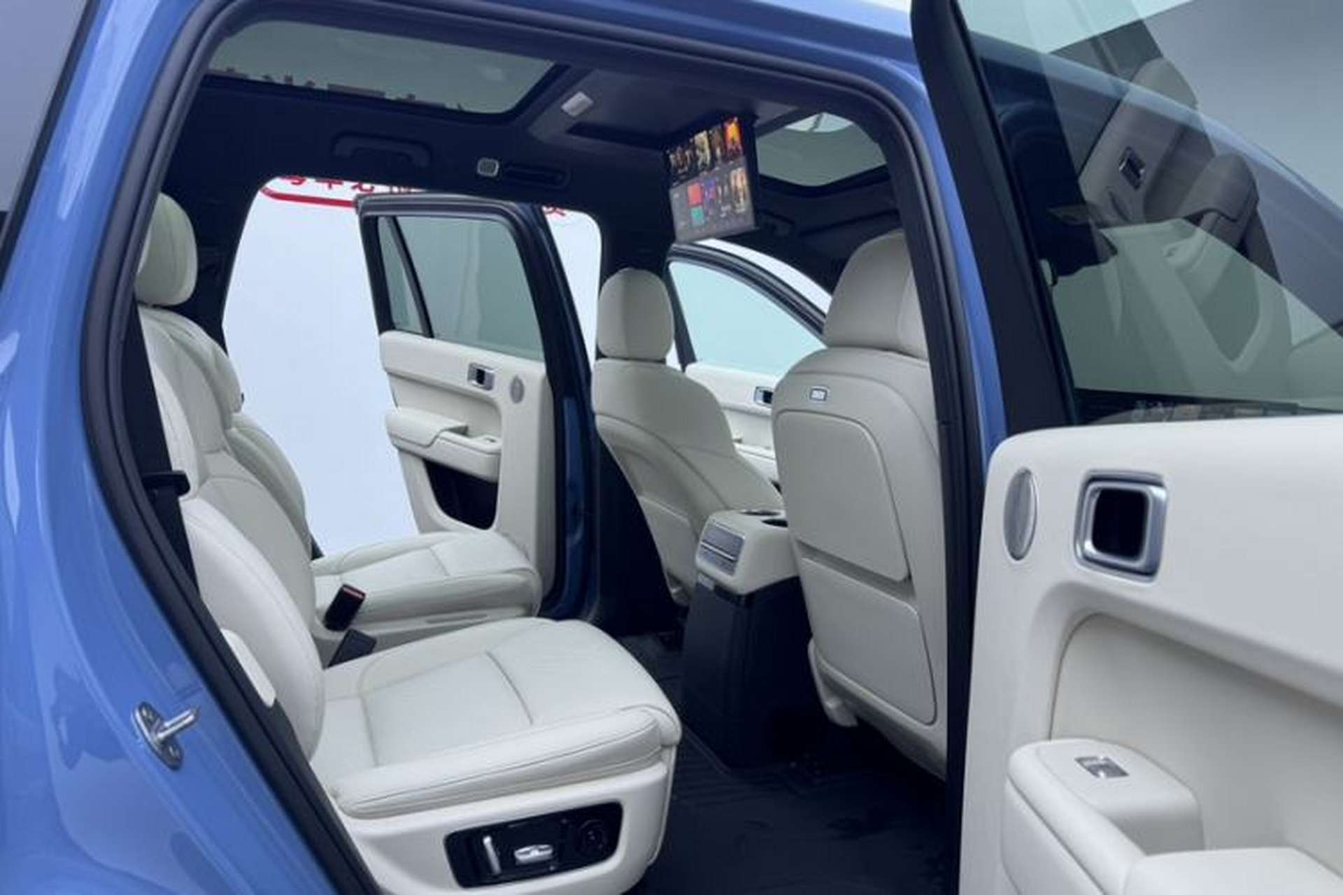 Used Li Auto L9 2022 Max model Interior 7