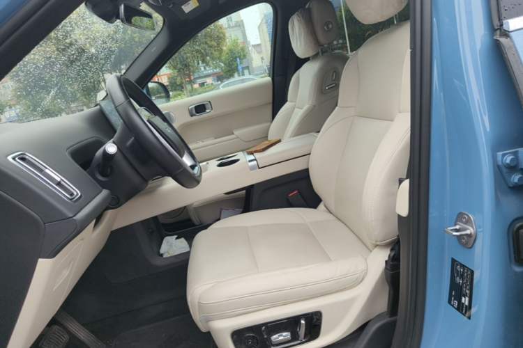Used Li Auto L9 2022 Max model Left Front Seat