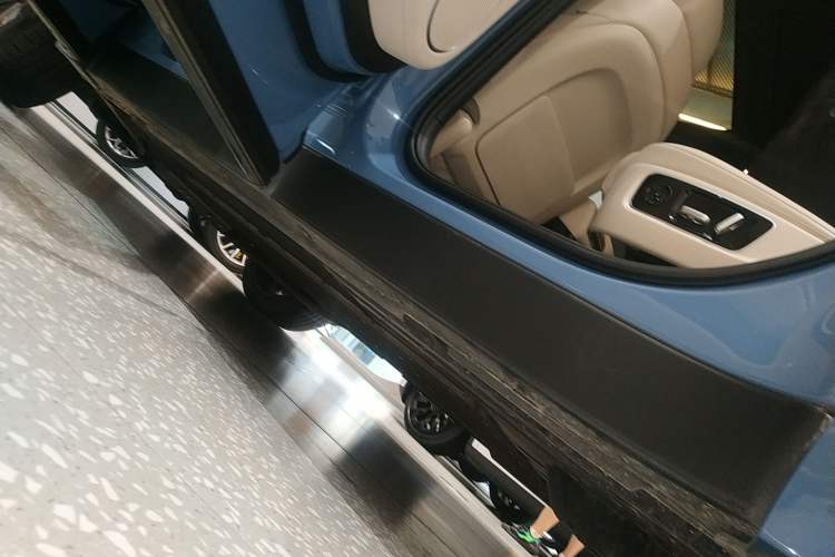 Used Li Auto L9 2022 Max model Left Side Sill