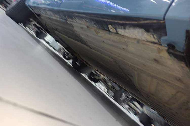 Used Li Auto L9 2022 Max model Left Side Sill