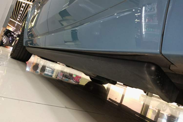 Used Li Auto L9 2022 Max model Left Side Sill