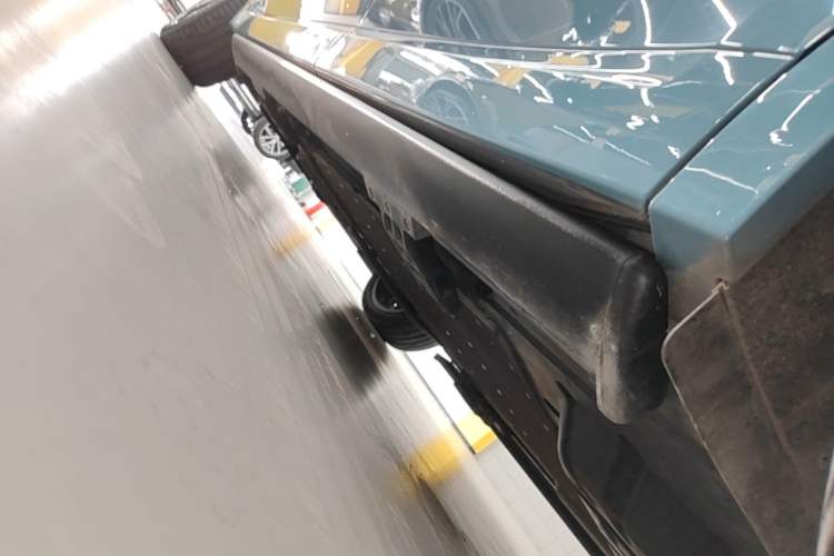 Used Li Auto L9 2022 Max model Left Side Sill