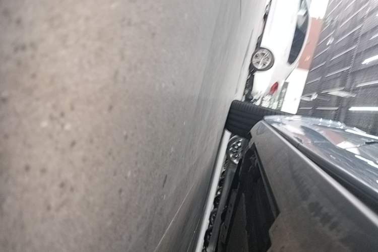 Used Li Auto L9 2022 Max model Left Side Sill