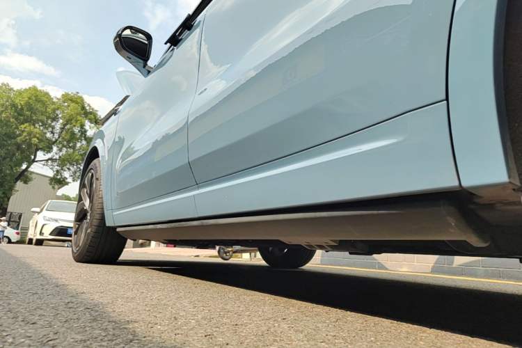 Used Li Auto L9 2022 Max model Left Side Sill
