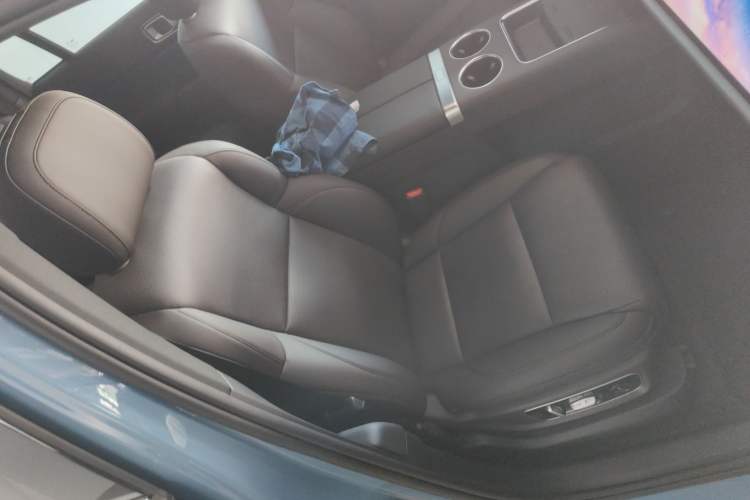 Used Li Auto L9 2022 Max model Right Front Seat