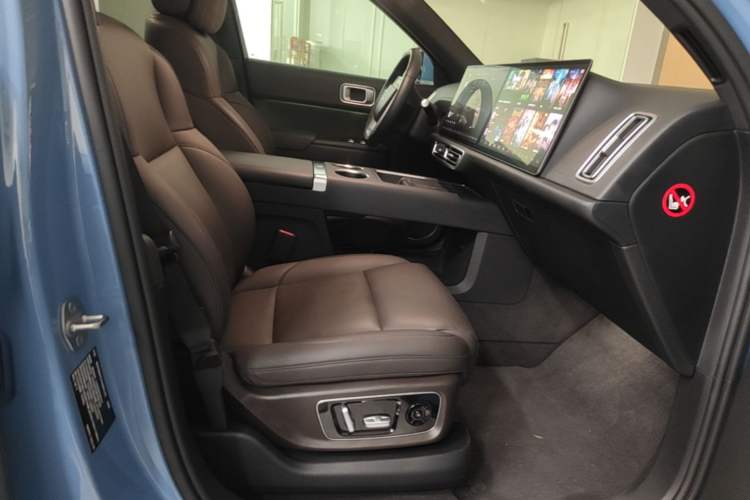 Used Li Auto L9 2022 Max model Right Front Seat
