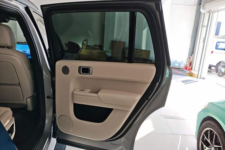 Used Li Auto L9 2022 Max model Right Rear Door Interior