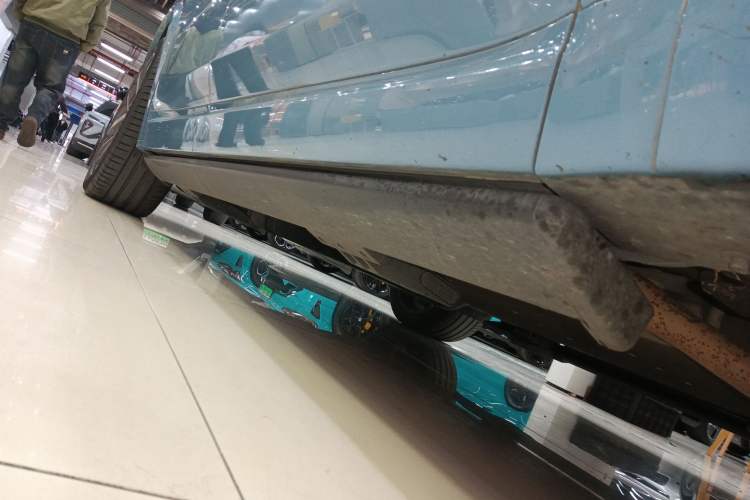 Used Li Auto L9 2022 Max model Right Side Sill