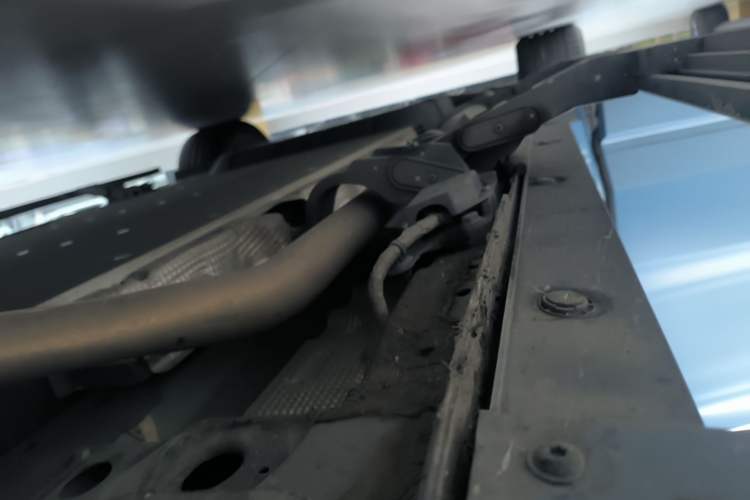 Used Li Auto L9 2022 Max model Right Side Sill