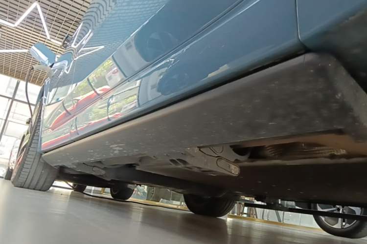 Used Li Auto L9 2022 Max model Right Side Sill