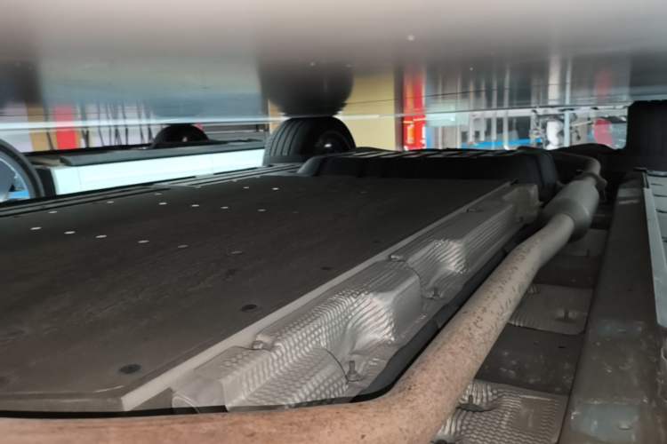 Used Li Auto L9 2022 Max model Right Side Sill