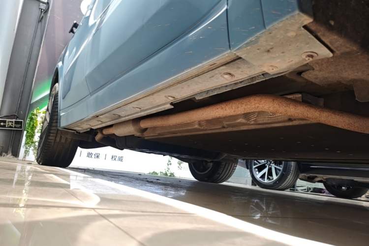 Used Li Auto L9 2022 Max model Right Side Sill