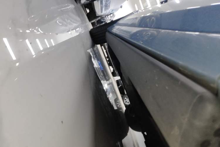 Used Li Auto L9 2022 Max model Right Side Sill