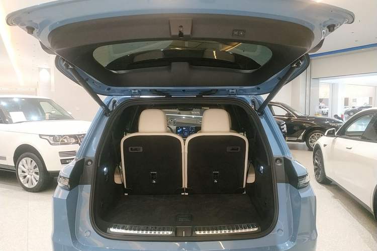 Used Li Auto L9 2022 Max model Trunk