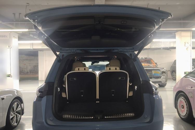 Used Li Auto L9 2022 Max model Trunk