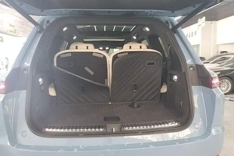 Used Li Auto L9 2022 Max model Trunk