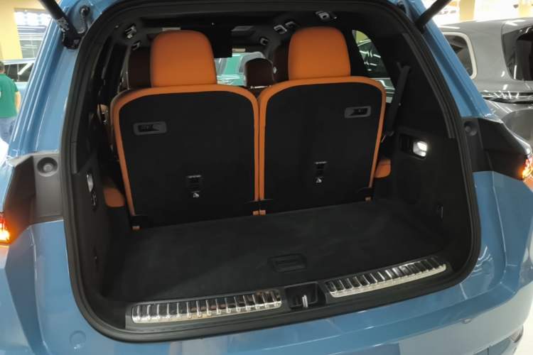 Used Li Auto L9 2022 Max model Trunk