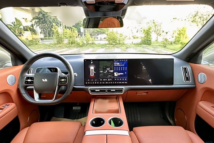 Used Li Auto L9 2022 Max model Interior 1