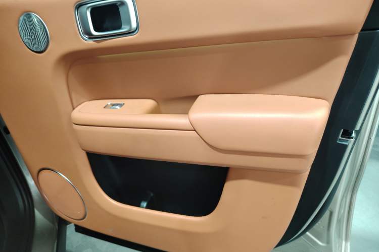 Used Li Auto L9 2022 Max model Interior 5