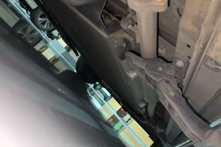 Used Li Auto L9 2022 Max model Chassis Rear Right