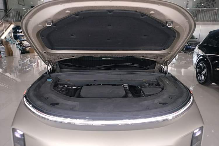 Used Li Auto L9 2022 Max model Engine Bay