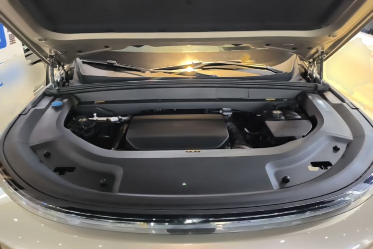 Used Li Auto L9 2022 Max model Engine Bay