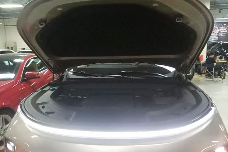 Used Li Auto L9 2022 Max model Engine Bay