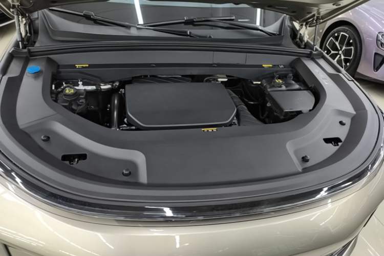 Used Li Auto L9 2022 Max model Engine Bay