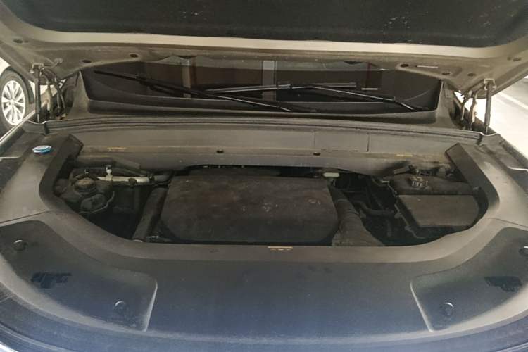 Used Li Auto L9 2022 Max model Engine Bay