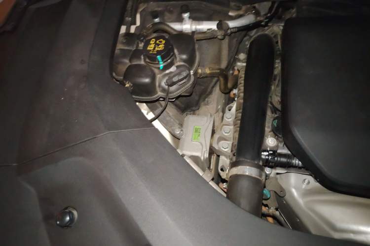 Used Li Auto L9 2022 Max model Engine Bay Right