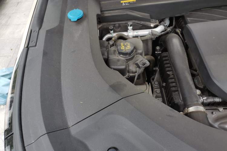 Used Li Auto L9 2022 Max model Engine Bay Right
