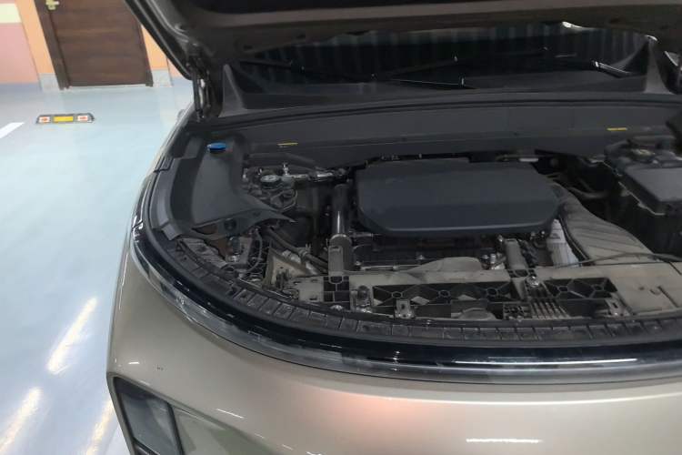 Used Li Auto L9 2022 Max model Engine Bay Right