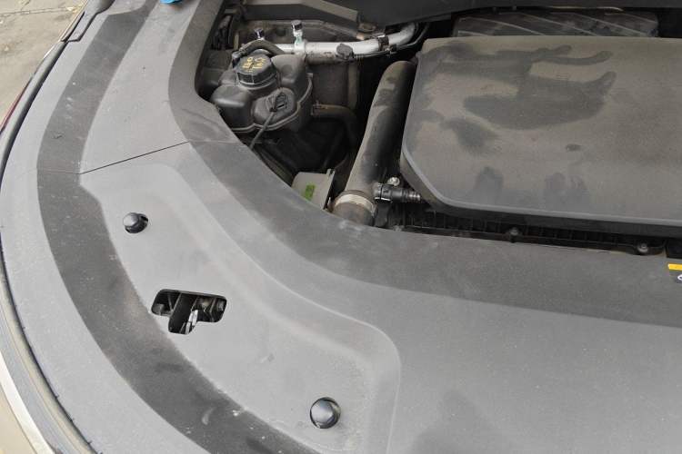 Used Li Auto L9 2022 Max model Engine Bay Right