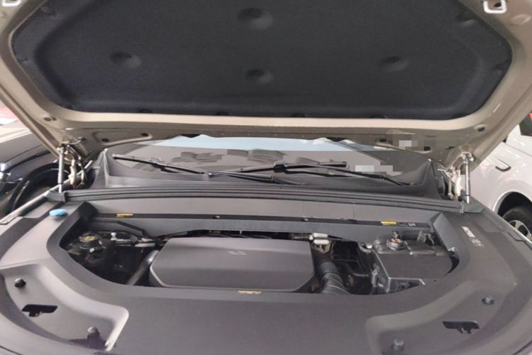 Used Li Auto L9 2022 Max model Engine Bay