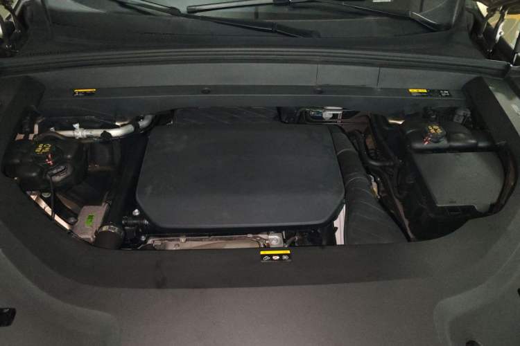 Used Li Auto L9 2022 Max model Engine Bay