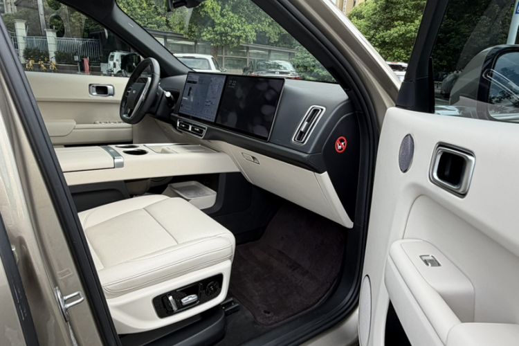 Used Li Auto L9 2022 Max model Exterior 4