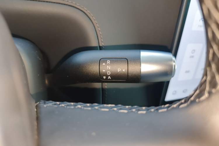 Used Li Auto L9 2022 Max model Gear Lever