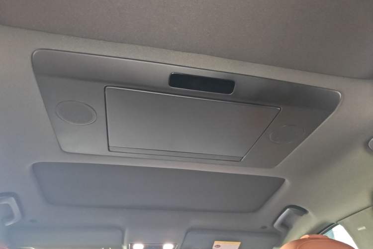 Used Li Auto L9 2022 Max model Headliner