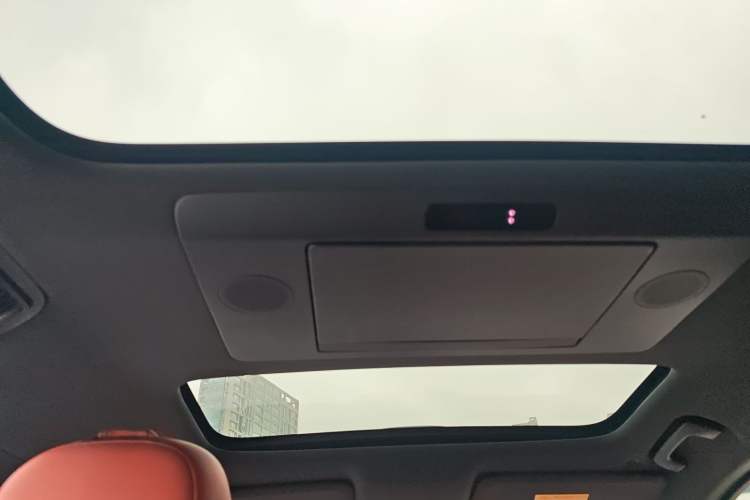 Used Li Auto L9 2022 Max model Headliner