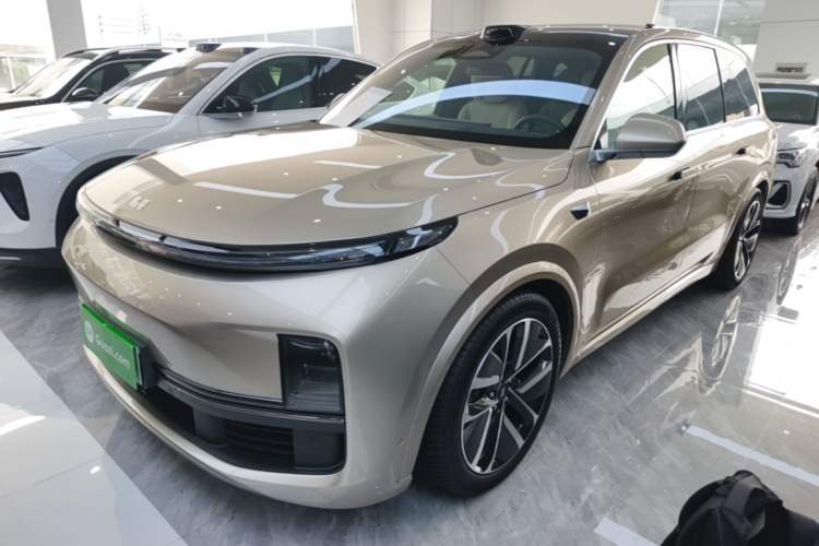 Used Li Auto L9 2022 Max model Guazi used car, China used car export, Used car for sale, Used cars, Cheapest cars for sale