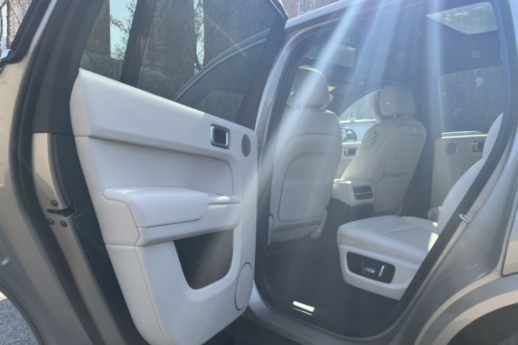 Used Li Auto L9 2022 Max model Interior 7