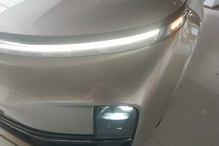 Used Li Auto L9 2022 Max model Left Front Headlight