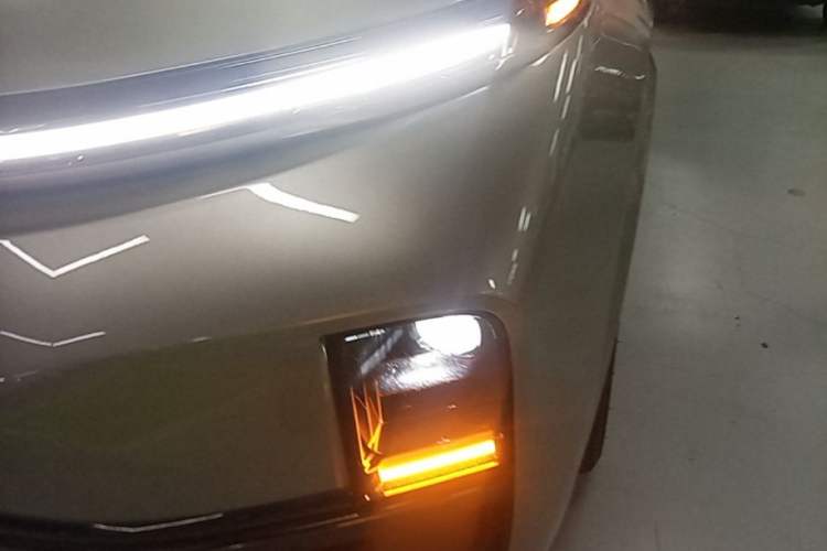 Used Li Auto L9 2022 Max model Left Front Headlight