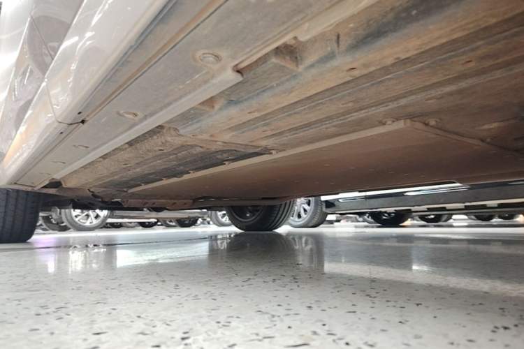 Used Li Auto L9 2022 Max model Left Side Sill