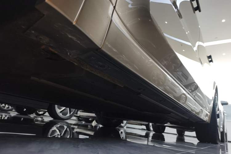 Used Li Auto L9 2022 Max model Left Side Sill