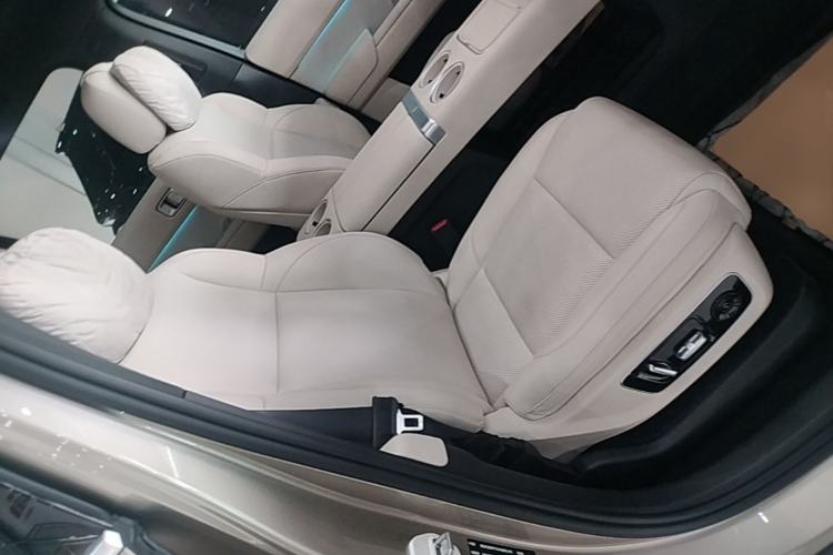 Used Li Auto L9 2022 Max model Right Front Seat
