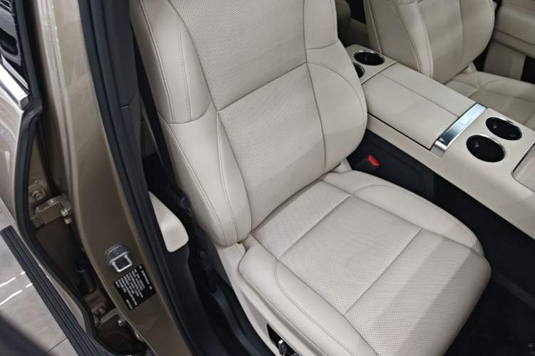 Used Li Auto L9 2022 Max model Right Front Seat